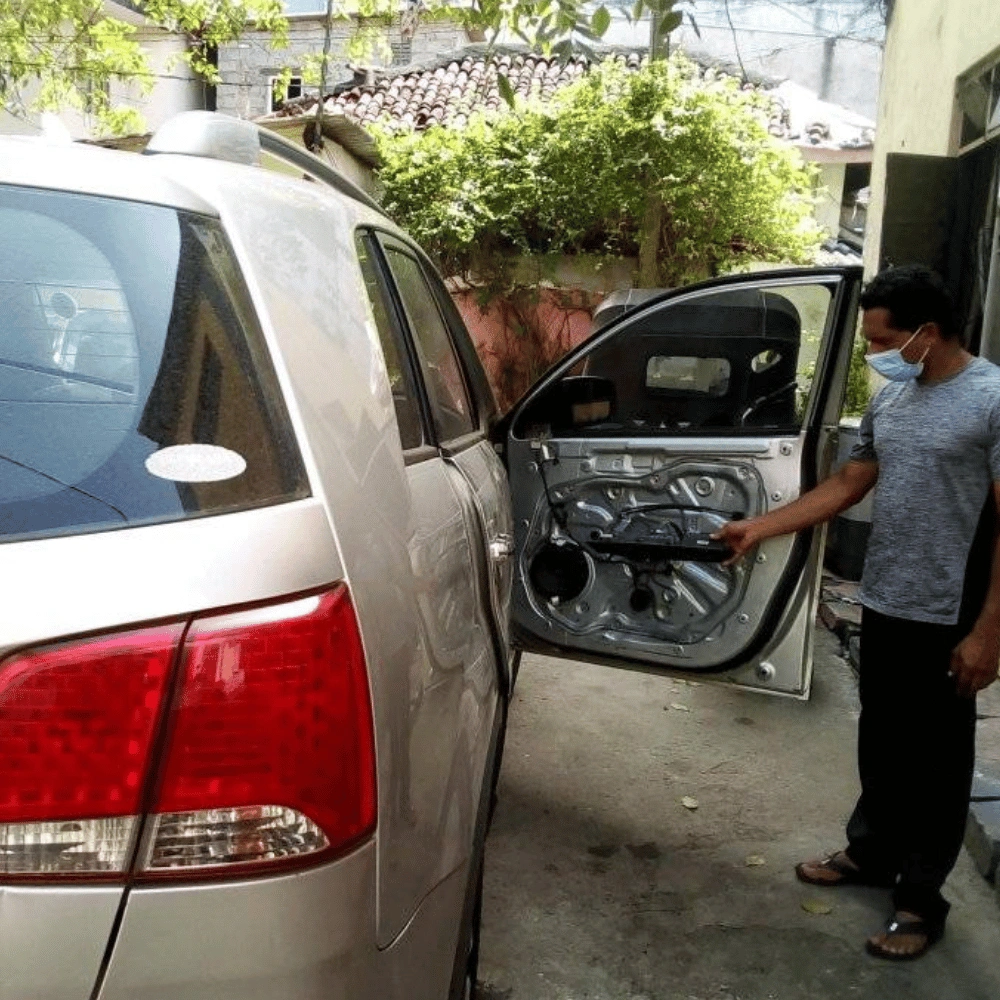 Fully Equipped Auto Locksmith Mobile Mechanic Houston Area